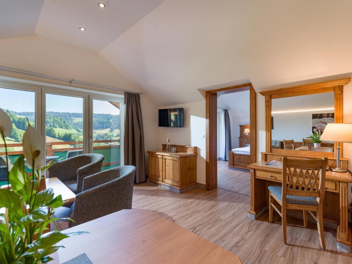 Hotel & Alpin Lodge Der Wastlhof Niederau Dış mekan fotoğraf