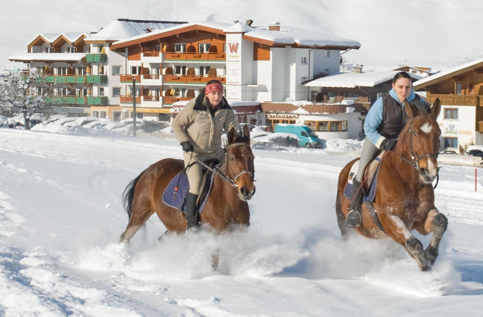 Hotel & Alpin Lodge Der Wastlhof Niederau Dış mekan fotoğraf