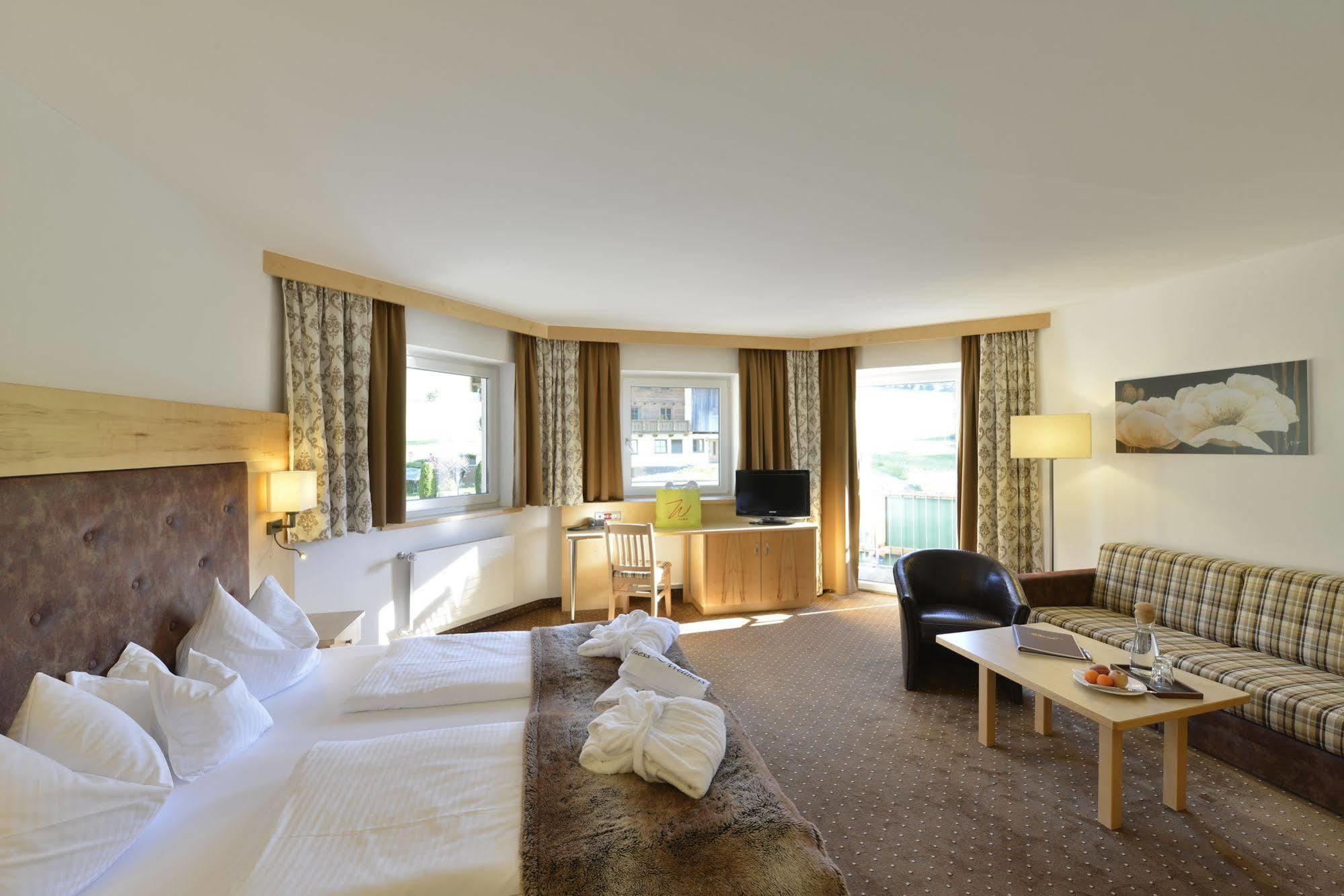 Hotel & Alpin Lodge Der Wastlhof Niederau Dış mekan fotoğraf